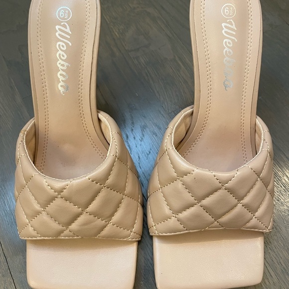 Bottega-like heels size 6.5 - Picture 2 of 4